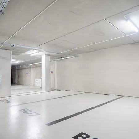 Jezyk-luxury Free Parking