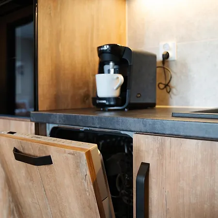 Jezyk-luxury Free Parking Познань