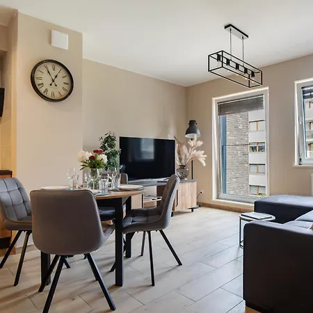 Jezyk-luxury Free Parking Апартаменты